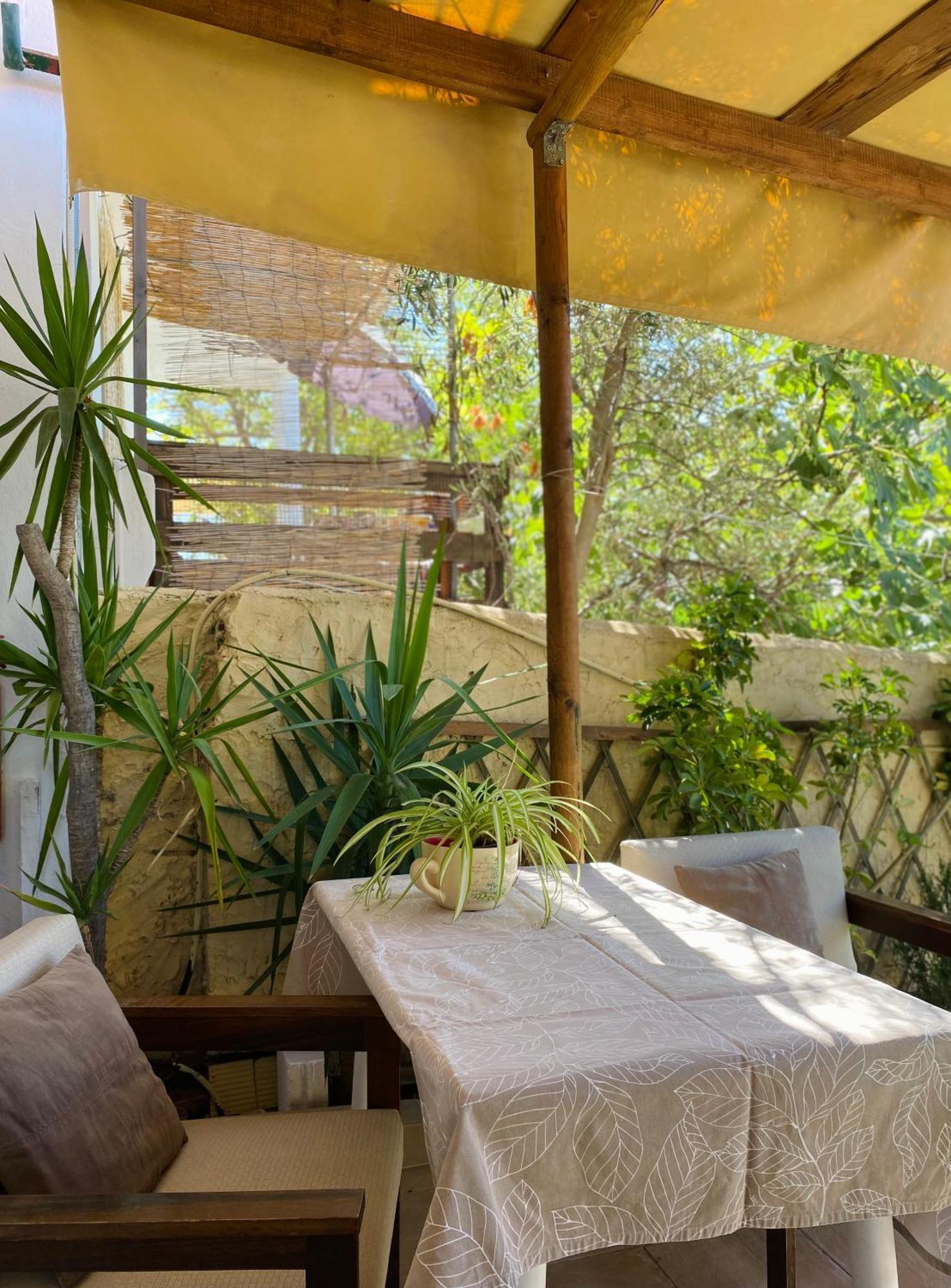 Villa Georgia Potos Exterior foto